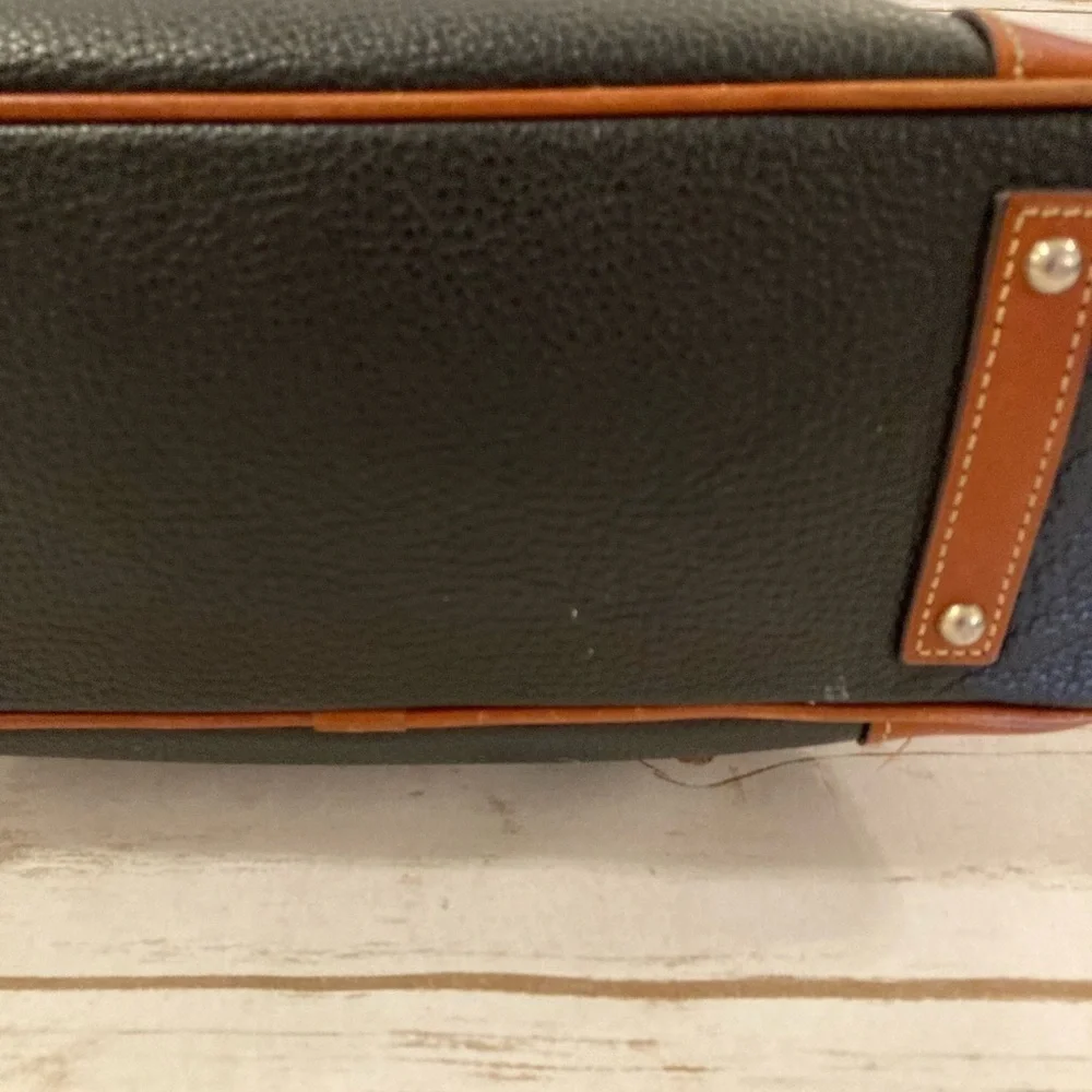 Dooney & Bourke dooney bourke